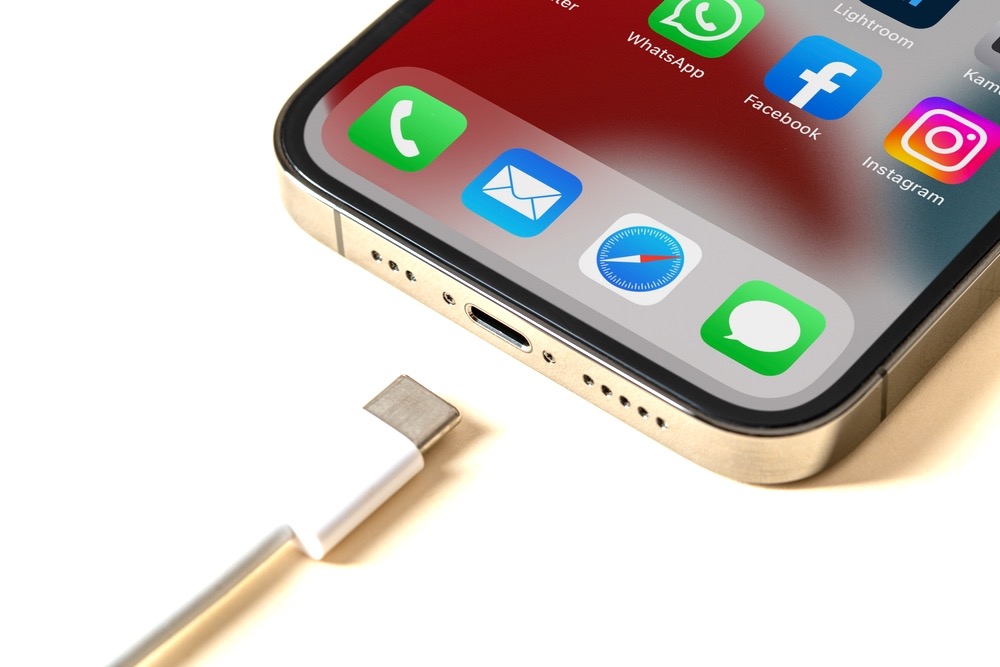 iPhone charging USB-C