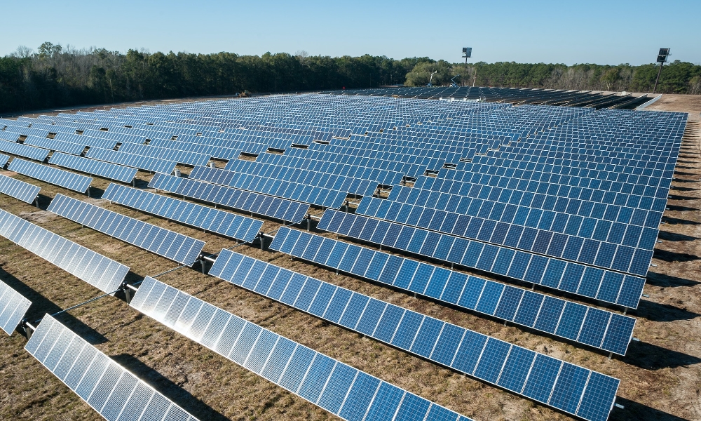 solar power farm clean energy