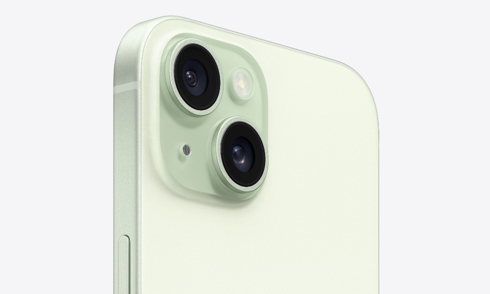 iPhone 15 Green Camera