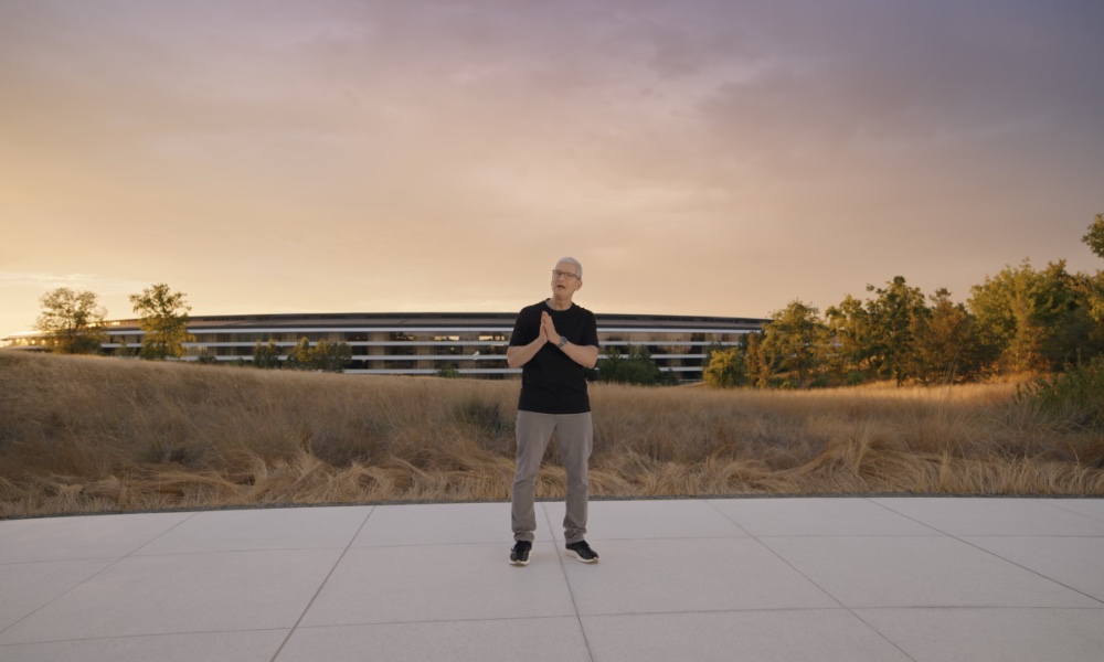 Wonderlust Tim Cook 11