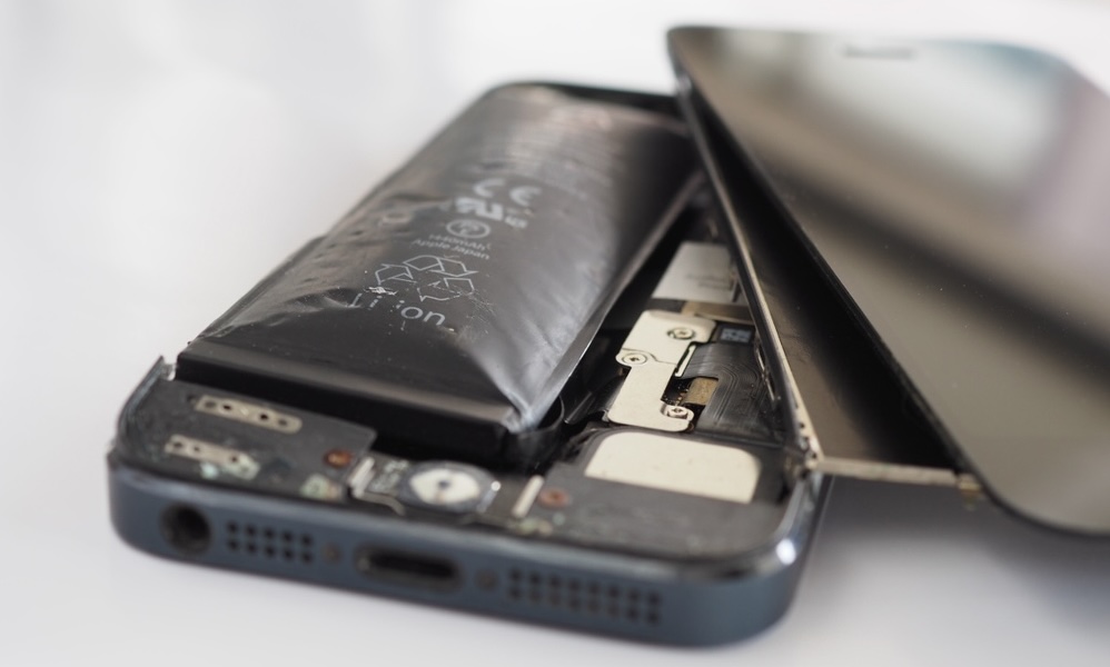 swollen iPhone battery hazard