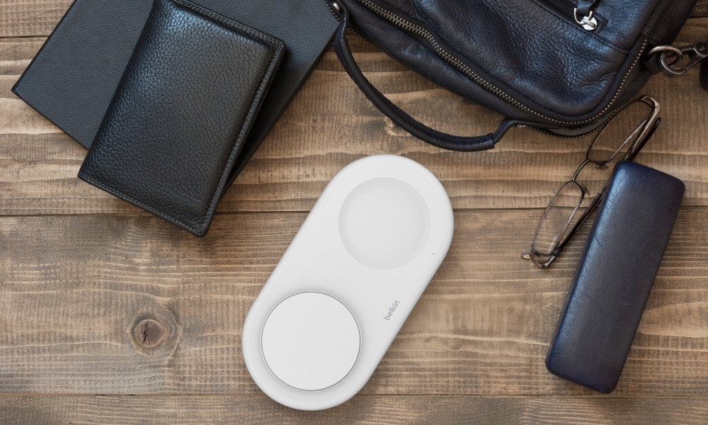 Belkin 2 in 1 Qi2 charging pad