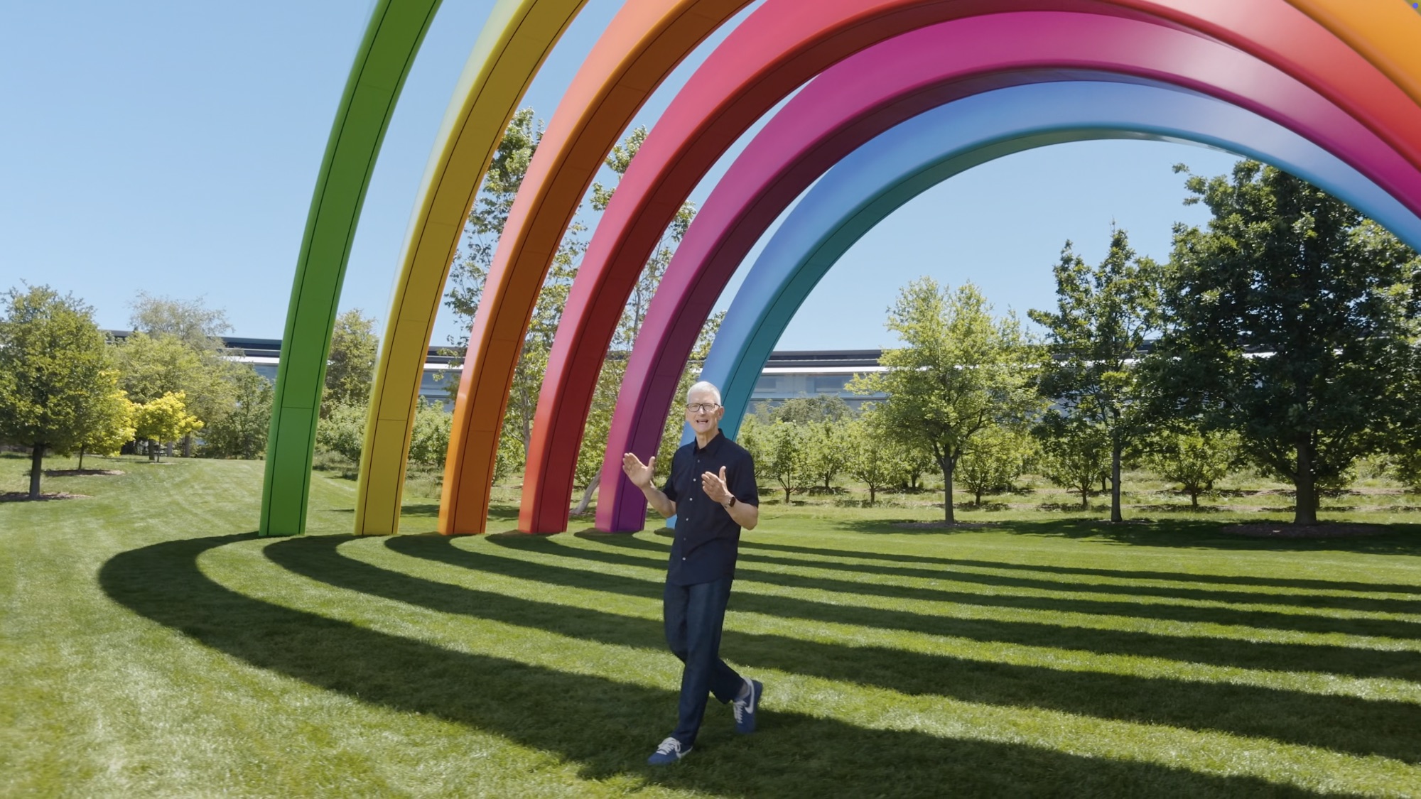 WWDC25 Tim Cook 2 WWDC25 Tim Cook 2