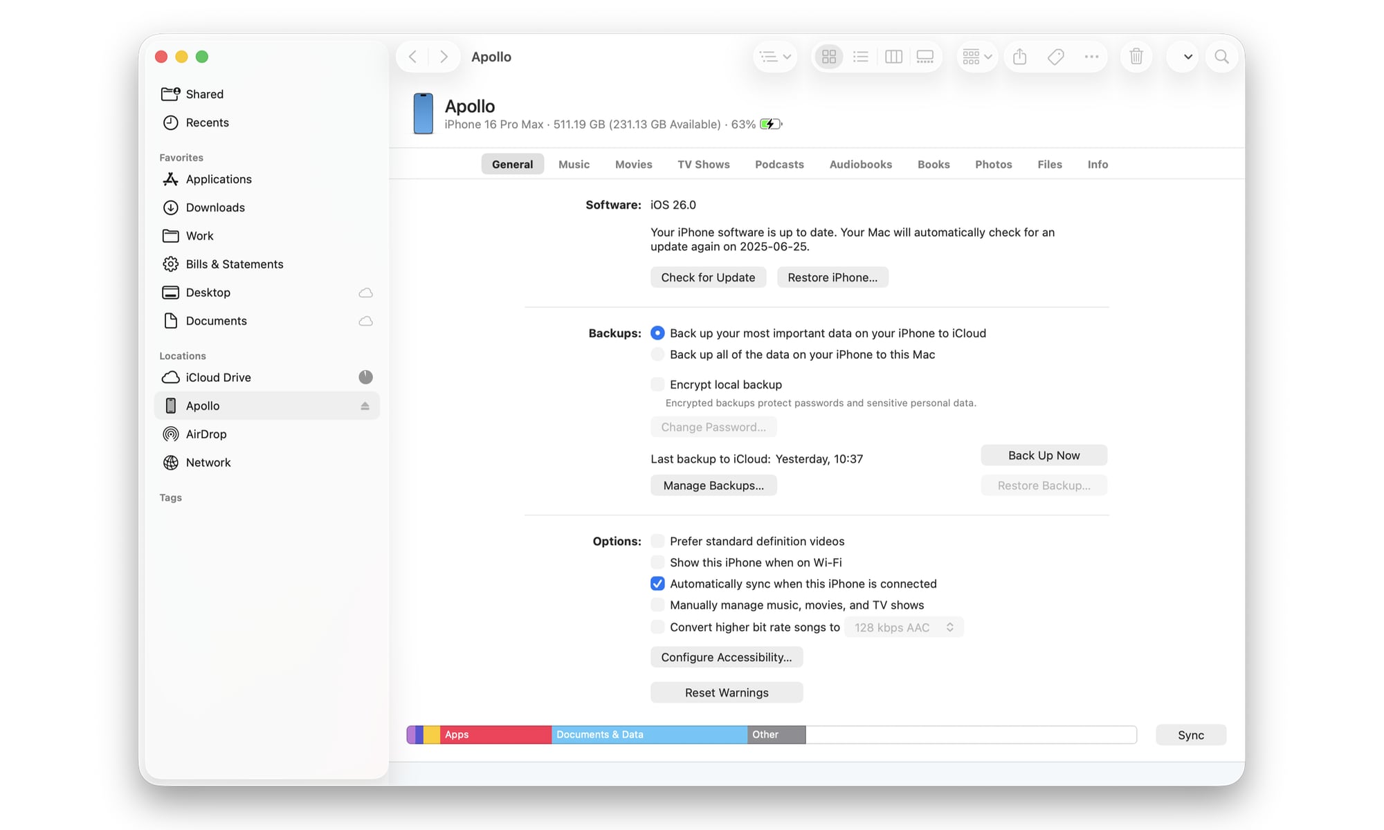 macOS Tahoe beta 2 Finder iPhone sync