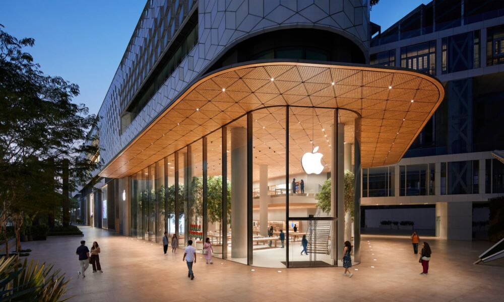 Apple Store BKC Mumbai India