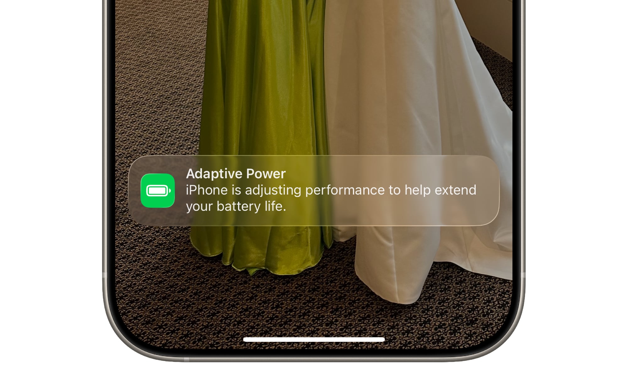 iOS 26 Adaptive Power Notification