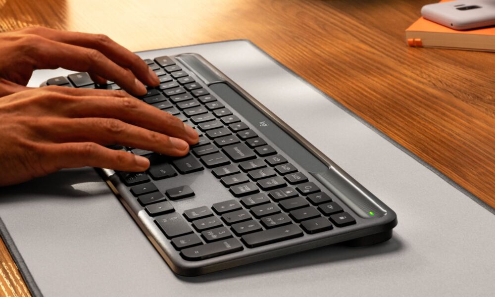 Logitech K980 SignatureSlimSolar Graphite Universal 3