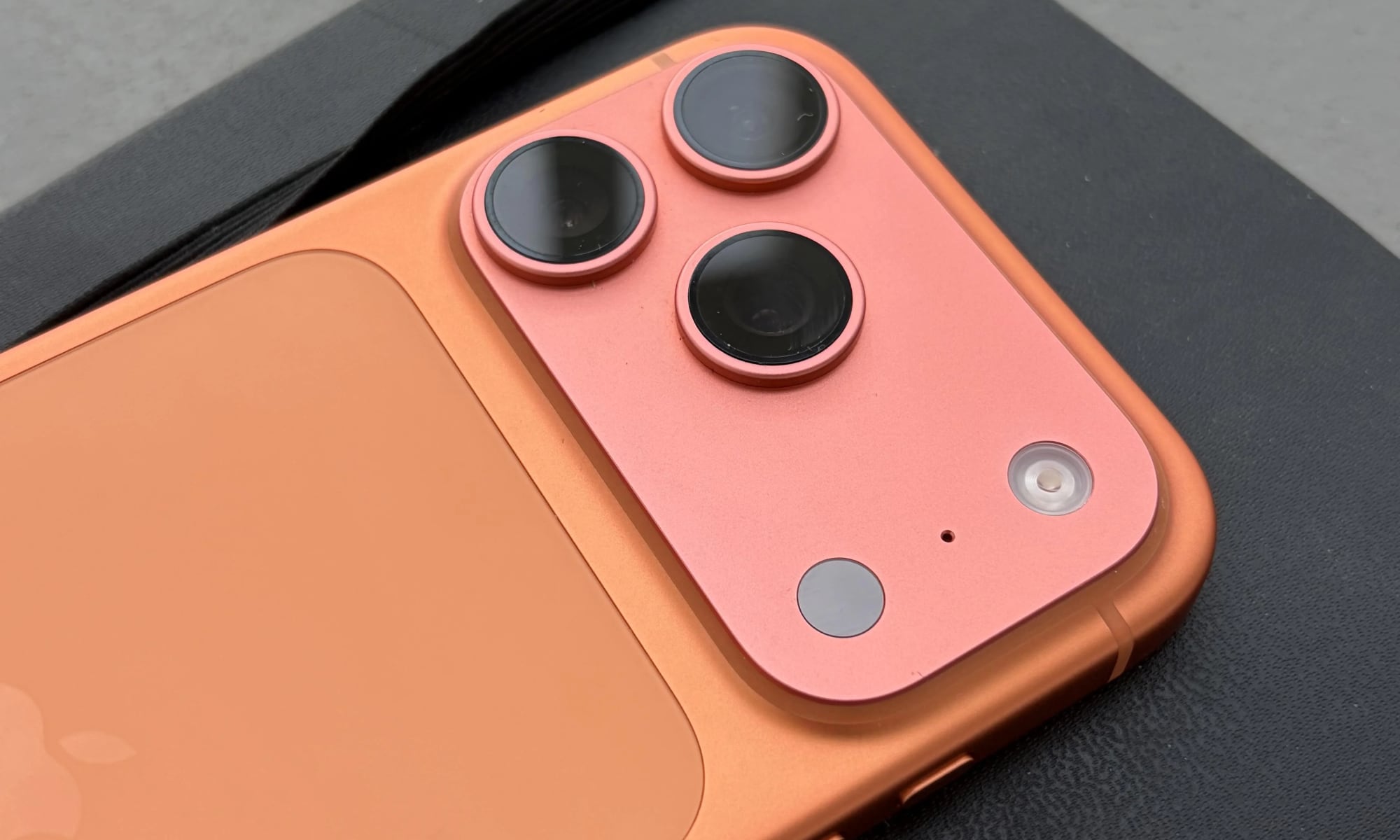 iPhone 17 Pro faded orange camera plateau discoloration