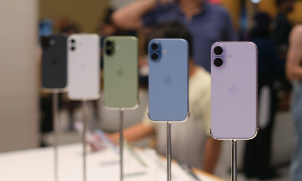 iPhone 17 on display