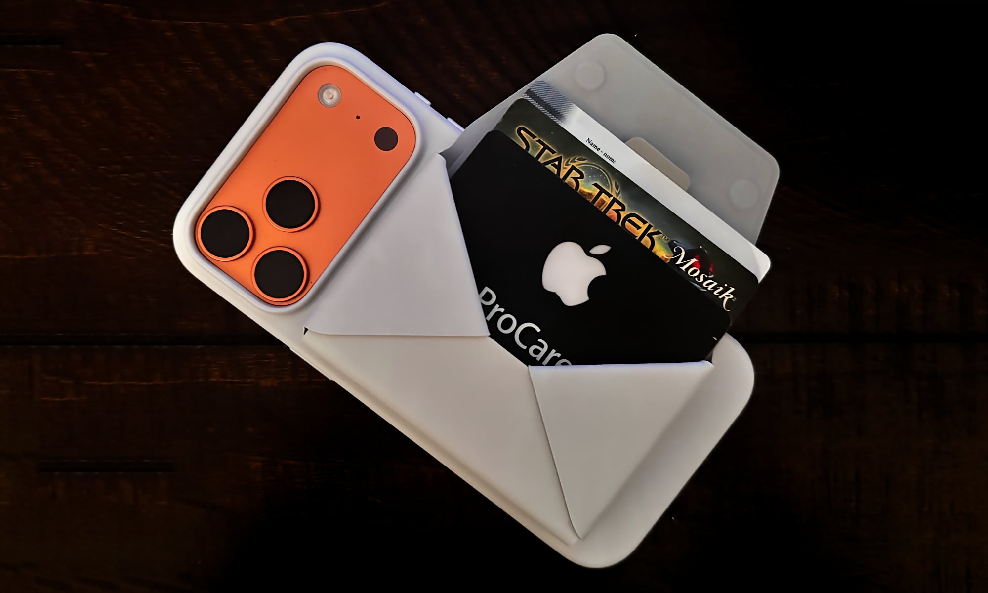 MOFT Movas Snap Case with Snap Field Wallet