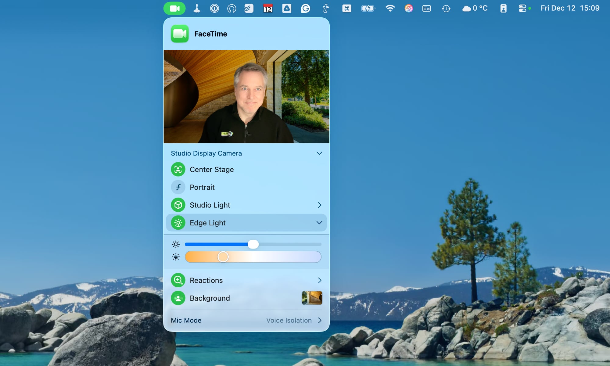 macOS 26.2 Edge Light setting
