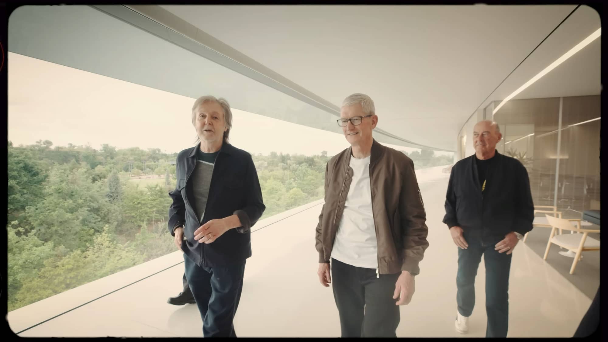 Tim Cook Paul McCartney 2