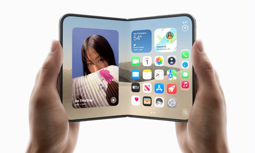 iPhone Duo open hands